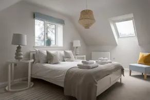 Stone Barn, contemporary barn conversion - Image 3