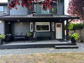 1 Bedroom Suite w/1 Breakfast Included - Image 2