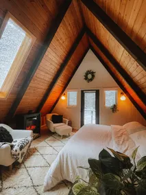 Nordic Spa A-frame | Hot Tub, Sauna, Cedar Shower - Image 3