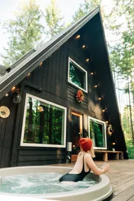 Nordic Spa A-frame | Hot Tub, Sauna, Cedar Shower - Image 5