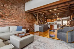 City Loft | Group Getaway | King Downtown Location - Image 4