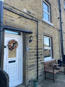Brook Cottage - Holmfirth center - Image 2
