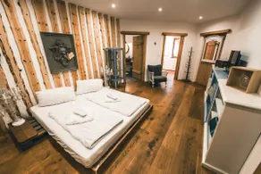 Apartamento vacacional con jardín, terraza y jacuzzi | Vistas a la montaña - Image 3