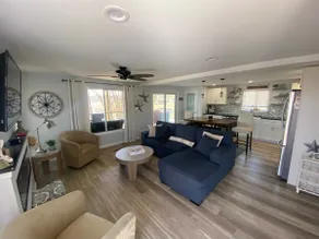 Williamstown Lakefront Retreat, 15 min. to Ark Enc - Image 3