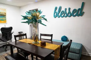 Cozy Home|Pet Friendly|Close to trails - Image 3