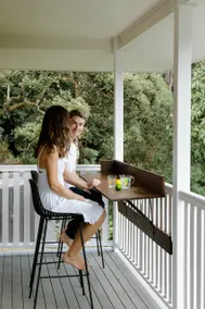 Maleny Lakeside Retreat l 5BDRM l Firepit l Pets Ok - Image 4