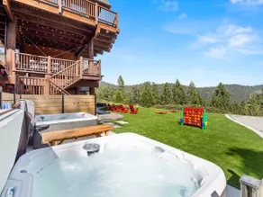 A-Frame | Yosemite | Sleeps 20 | 2 Spa | Fire Pits - Image 4