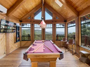 A-Frame | Yosemite | Sleeps 20 | 2 Spa | Fire Pits - Image 5