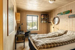 Modern cabin near Oslo - Lake, hikes & quiet stay - Image 2