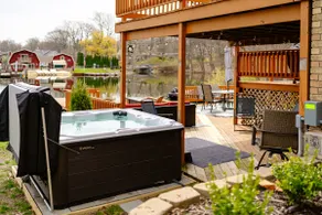 Hot Tub Lakefront Retreat - Game Room- Sleeps 12 - Image 5