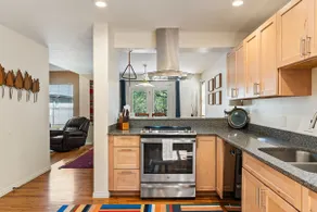 5BR End Unit Townhome w/ Private Hot Tub & Grill - Image 5