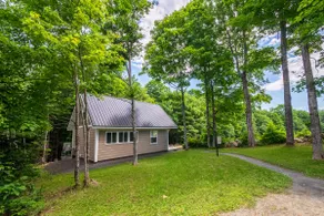 The cottage at Marble Farm. - Image 5