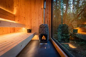 Pacific Bin - Sauna / Hot Tub / Steam Room - Image 5