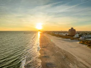 Luxury Beach Block Home w/ Ocean Views - Sleeps 26 - Image 2