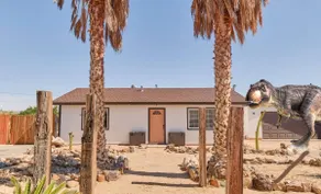 Twin Palms Desert Getaway - Jacuzzi, Fire pit, Meditation room & more - Image 4