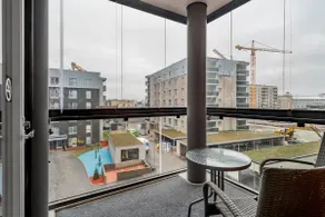 Two bedroom apartment, balcony & parking - Image 5