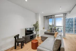 Seaview|2baths| Onsite parking Pool Balcony (S20B) - Image 2