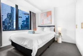 2bathrooms| Onsite parking, Balcony, Pool (S23) - Image 5
