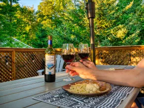 Chalet 1 km from Mont Sutton • SPA • Fall Colours - Image 2