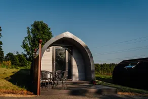 Craigmaddie Glamping - Bee (sleeps 6) - Image 4