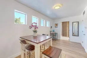 SkyHighCasita Luxury Retreat near UNM with Views! - Image 3