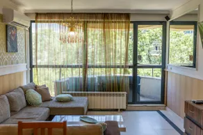 3 BDR Apartment in the Center of Sofia - Image 2