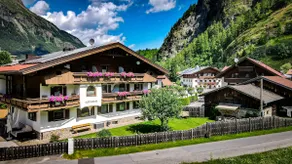 Alpenrose Apartments/Apartment 3 - Image 2