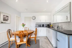 The Hidden Gem, Rooms From Home, Private-Sleeps 5 - Image 4