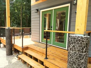 Walk to State Park trails! Hot tub+firepit+2 lofts - Image 2