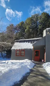 Cozy Quechee Cabin near Woodstock and Killington - Image 2