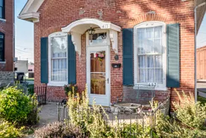 Landmark, Accessible Home in Historic Downtown - Image 2