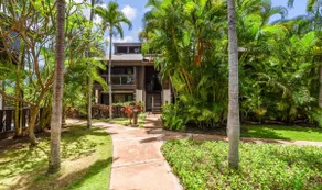 Newly Remodeled Near the Beach - Image 4