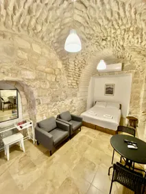 Christian Quarter Studio I - Image 2