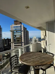 Essence | Elegant Apartment with Spectacular View - Image 5