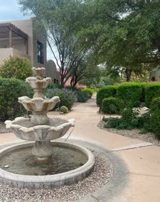 Stylish Townhome, 2bd, 2ba - Access to Year-round heated pool and gym. - Image 2