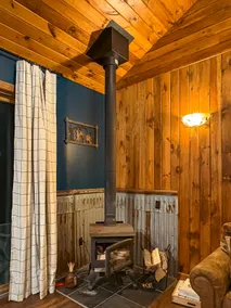 Cottage Suite on Horse Farm Boutique - Image 3