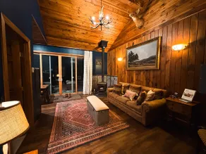 Cottage Suite on Horse Farm Boutique - Image 2