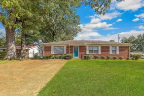 Boat Parking • Fenced Yard • Dog-Friendly Duplex ! - Image 2