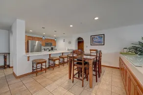 “Island Oasis + AC” Hamilton Cove - Image 5