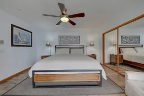“Island Oasis + AC” Hamilton Cove - Image 3