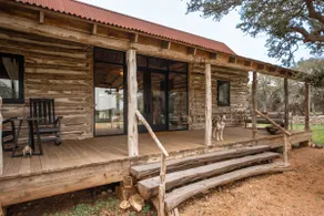 Historic Hideaway. - Image 3