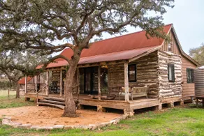 Historic Hideaway. - Image 2