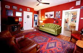 Luxury Funky Fun 420, Walk Downtown wAC–Pets free! - Image 3