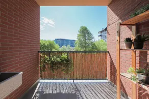 Garage Included, Bright Apartment with Terrace - Image 5