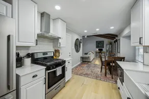 Upscale Cozy 3BR Retreat by Domain & Q2 Stadium - Image 3