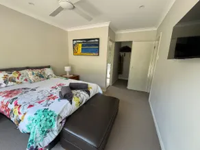 Entire Camellia Cottage Pet Friendly - Image 5