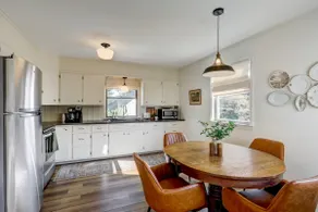 Carriage House Suite - Image 3