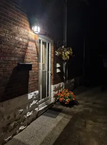 Cozy Toronto apartment near subway station - Image 4