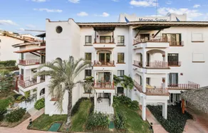 2-Bedroom Condo in Marina - Image 4