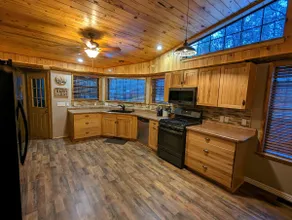 Rustic Lakeside Cabin on 3 Acres w/ Nature Views! - Image 4